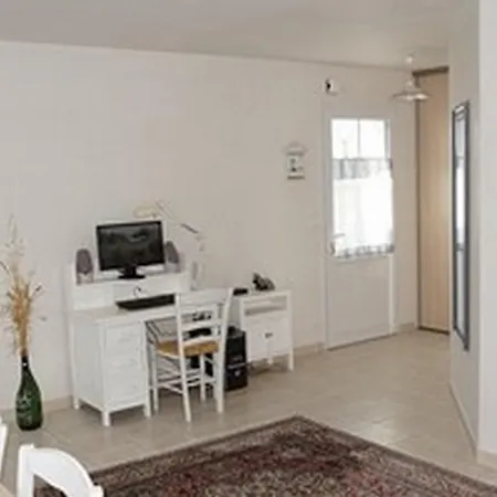 Prázdninový dům Maison Claire Et Agreable